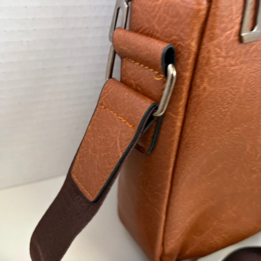 NWOT CarlKimu Brown Mens Crossbody Shoulder Bag Faux Leather Business Casual.